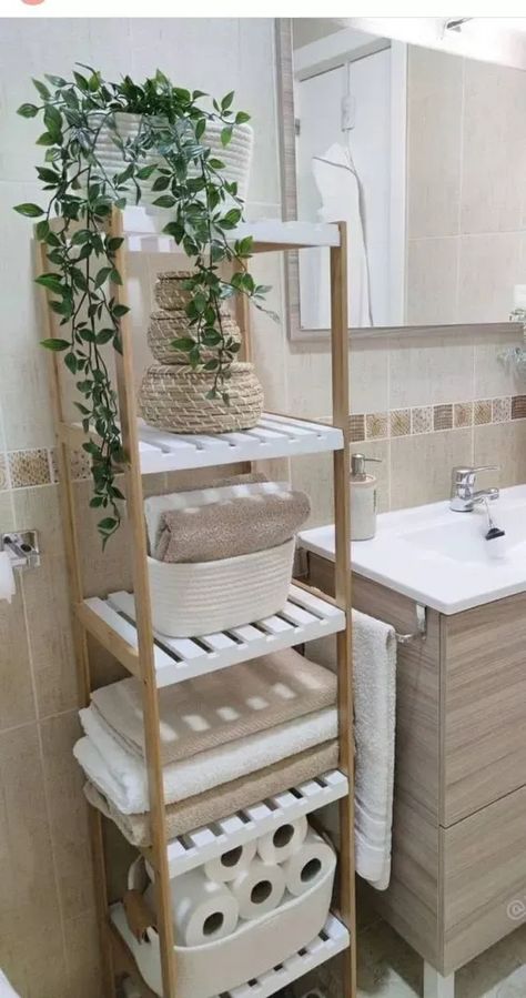 Small Bathroom Decor Storage, Old Decorations Home Decor, Small Bathroom Ideas For Apartments, Rustic Chic House Decor, Home Organization Small Spaces, Easy Bathroom Decor Ideas, Back Of The Toilet Decor Ideas, Small Apartment Decorating Ideas On A Budget, Bathroom Ideas Small On A Budget