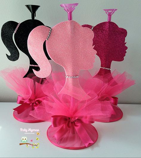 Barbie Centerpieces Ideas Birthdays, Barbie Centerpiece, Barbie Centerpieces, Birthday Barbie, Barbie Theme Party, Barbie Birthday Party, Barbie Theme, Business Party, Barbie Birthday