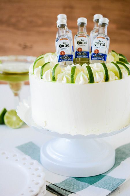 Margarita Cake, Homemade Margaritas, Lime Curd, 3 Layer Cakes, Curd Filling, Lime Cake, Lime Recipes, Boozy Desserts, Meringue Buttercream