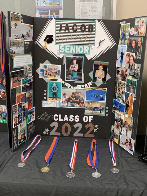 Graduation Poster Boards Photo Displays, High School Graduation Photo Boards, Senior Board Table Ideas, Senior Poster Board Ideas Wrestling, Graduation Party Poster Boards, Tri Fold Senior Board Ideas, Senior Night Posters Trifold, Trifold Graduation Board Ideas, Senior Photo Board Ideas