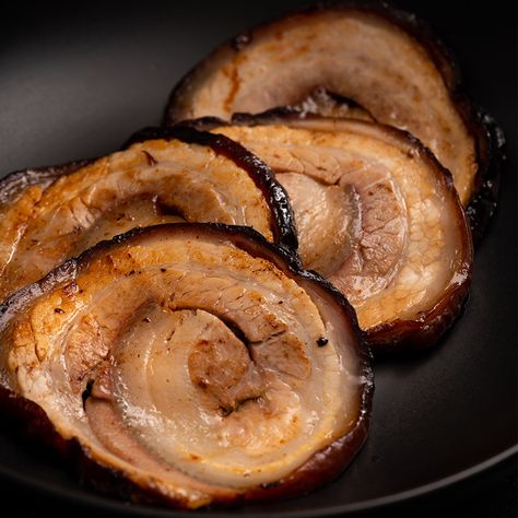 Pork For Ramen, Chashu Pork Recipe, Vietnam Recipes, Cafe Rio Sweet Pork Recipe, Chashu Pork, Marion Grasby, Pork Ramen, Bbq Marinade, Marion's Kitchen