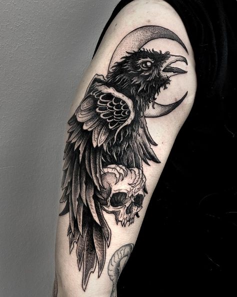 Bone Tattoo, Raven Tattoo, Tattoo Style Drawings, Collar Bone Tattoo, Collar Bone, Black Work, Blackwork Tattoo, Tattoo Inspo, Wrist Tattoos