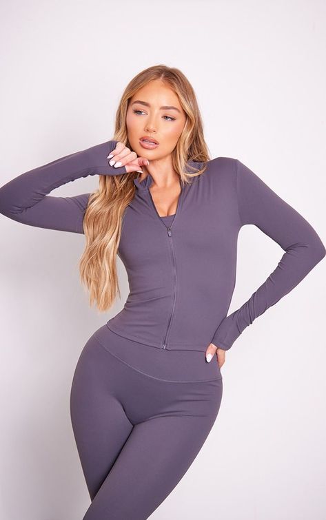 Charcoal Basic Sculpt Jacket Classy Workout Outfits, Soccer Gf, Workouts Outfits, Workout Aesthetics, Stylish Gym Outfits, Womens Activewear Tops, Gym Attire, Stylish Activewear, Inspired Aesthetic