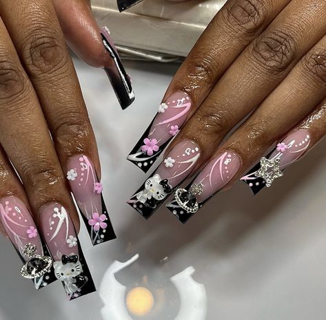 Black Nail Designs Hello Kitty, Medium Grunge Nails, Black Hello Kitty Nails Long, Nail Art Designs Hello Kitty, Pink And Black Tattoo Ideas, Black Nails Hello Kitty, Black And Pink Hello Kitty Nails, Hello Kitty Nails Black, Black Hello Kitty Nails