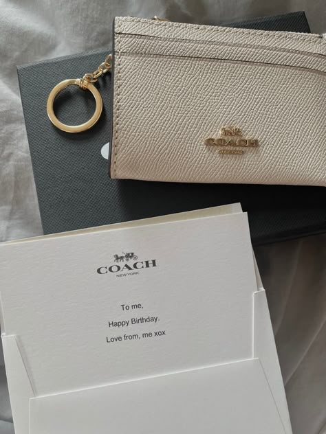 Coach Card Holder Aesthetic, Coach New York Bags, Coach Card Holder, Christian Girl, Cute Wallets, Girly Bags, Coach New York, Fancy Bags, Girly Accessories