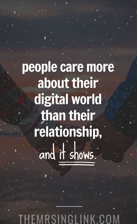 Social Media Ruins Relationships, Social Media Quotes Truths, Privacy Quotes, Respect Relationship, Relationship Needs, Social Media Relationships, Off Social Media, Phone Quotes, Online World