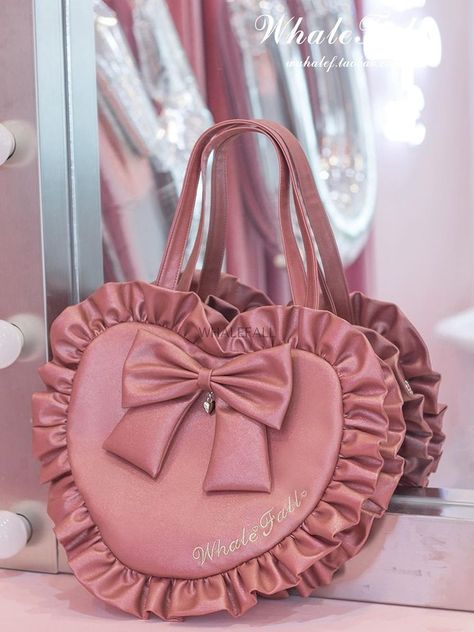 Whale Fall, Ruffles Bag, Heart Purse, Kawaii Bag, Gold And Purple, Diy Bags, Pola Sulam, Girly Bags, Heart Bag