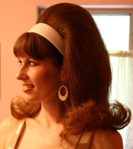 Insane Hairstyles, 60s Inspired Hair, 1960's Hairstyles, 60's Hair, 1960 Hairstyles, Hairstyles Retro, New Look Ideas, 70’s Hair, Vintage Meets Modern