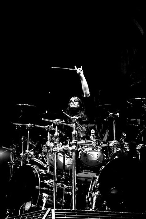 joey jordison Joey Jordison Drumming, Joey Jordison Wallpaper, Slipknot Joey Jordison, Jay Weinberg, All Hope Is Gone, Slipknot Band, Joey Jordison, Rock Band Posters, Stone Sour