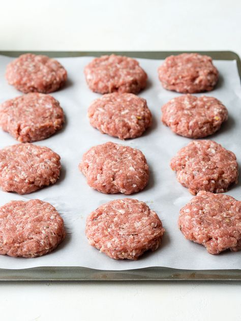 Homemade Breakfast Sausage Patties || This easy to make breakfast sausage recipe is perfect for breakfast or brunch. You can make this sausage recipe ahead of time and freeze the patties. If you are looking for brunch ideas, try these homemade breakfast sausage patties! Recipe on www.theworktop.com. || #sausagepatties #brunchideas #breakfastrecipe #breakfastsausages Make Breakfast Sausage, Homemade Breakfast Sausage Recipe, Breakfast Sausage Recipe, Breakfast Sausage Patties, Patty Recipe, Homemade Breakfast Sausage, Turkey Breakfast Sausage, Homemade Sausage Recipes, Breakfast Sausage Recipes