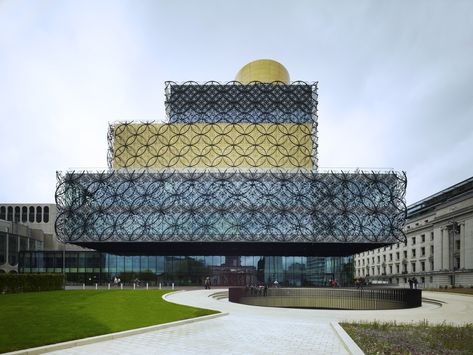 Gallery - Library of Birmingham / Mecanoo - 1 Birmingham Library, Why Architecture, Beautiful Library, Library Architecture, City Library, New Architecture, Modern Library, Design Library, Commercial Buildings