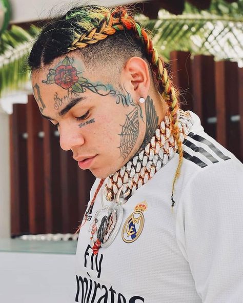 6ix9ine on Instagram: “Do you like 6ix9ines style?🤔🔥 Follow @prettyviralz for the best content!!!” 6six 9nine, 6ix9ine Aesthetic, 6ix9ine Wallpaper, Miss U My Love, Wallpaper Sun, Gang Culture, Wallpaper For Mobile, Rapper Art, Real Hip Hop