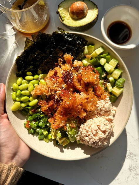 Crispy Rice Bowls with Sesame Tuna Salad - rachLmansfield Asian Tuna Salad Recipe, Crispy Rice Bowl, Sesame Tuna, Rachel Mansfield, Healthy Tuna, Greek Salad Pasta, Crispy Rice, Food Bowls, Hearty Dinner