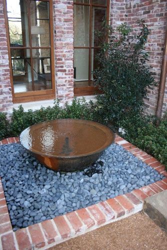 A sugar kettle water feature. Striking and easy to create... even nicer as a fountain! | #WaterFeature #ContainerWaterGardens Landscaping With Fountains, Diy Solar Fountain, Container Water Gardens, Outdoor Water Features, Garden Water Feature, Pond Water Features, Backyard Water Feature, Solar Fountain, Water Fountains Outdoor