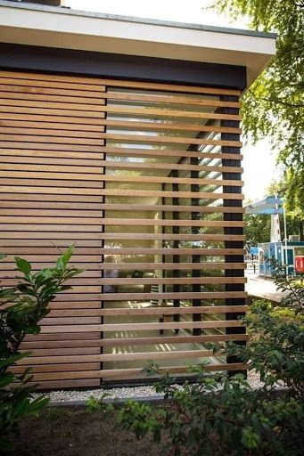 Backyard Fence Design, Dröm Hus Planer, Fence Design Ideas, Outdoor Shutters, Backyard Fence, Wood Architecture, Timber Beams, Lan Can, Backyard Fences