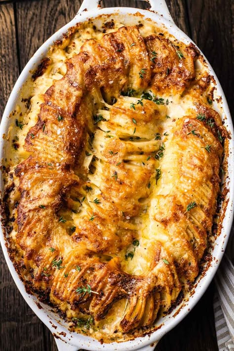 Hasselback Gratin Potatoes, Cheesy Hasselback Potato Gratin, Cheesy Hassle Back Potatoes, Hasselback Scalloped Potatoes, Steak And Sides, Cheesy Hasselback Potatoes, Potato Gratin Recipe, Layered Potato, Cold Weather Comfort Food