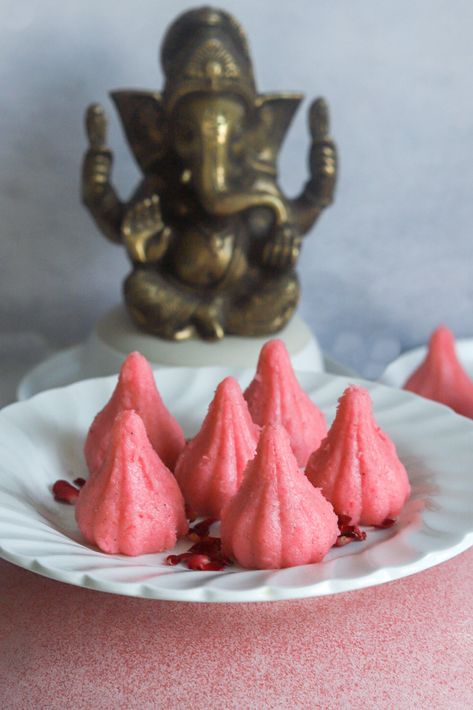 Unsweetened Condensed Milk, Coconut Burfi, Modak Recipe, Cardamom Powder, Red Food Coloring, Red Food, Great Desserts, Small Bites, Shredded Coconut