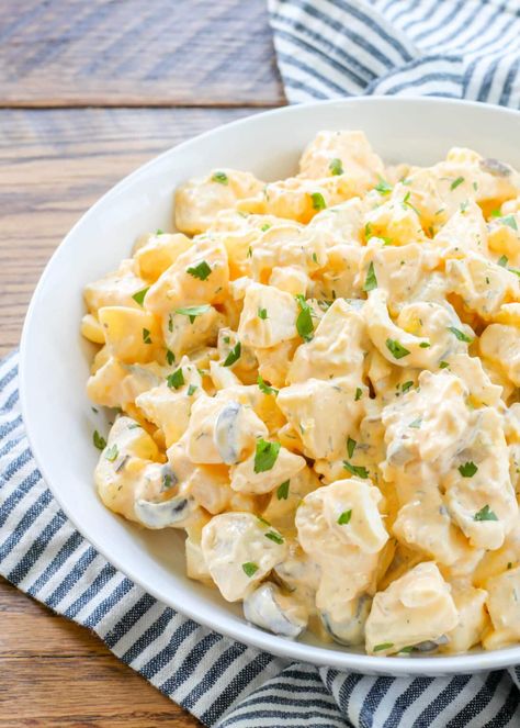 Irresistibly Spicy Potato Salad - Barefeet In The Kitchen Gluten Free Potato Salad, Spicy Potato Salad, Ranch Potato Salad, Roasted Potato Salads, Italian Potatoes, Warm Potato Salads, Party Sides, Potato Salads, Vegan Mashed Potatoes