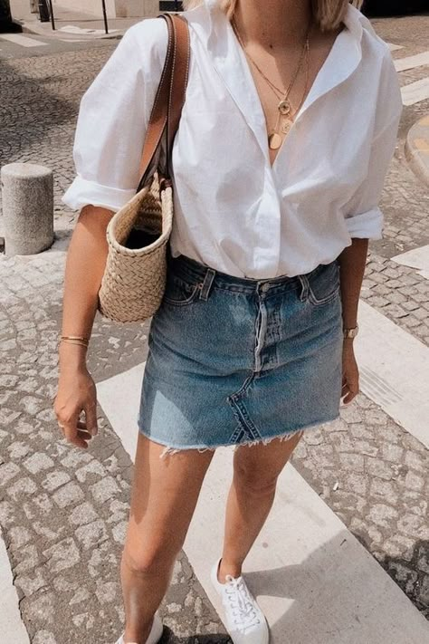 Summer Cardigan Outfit, Short Jean Skirt Outfits, Crochet Summer Cardigan, Denim Skirt Outfit Summer, Short Skirts Outfits, Jean Skirt Outfits, Basic Essentials, Looks Jeans, Cardigan Outfit