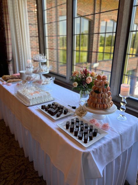 Venue-sylvania country club Country Club Birthday Party, Country Club Party, Country Club Events, 25th Bday, Club Birthday, Birthday Party Venues, Fun List, Club Events, Summer Fun List