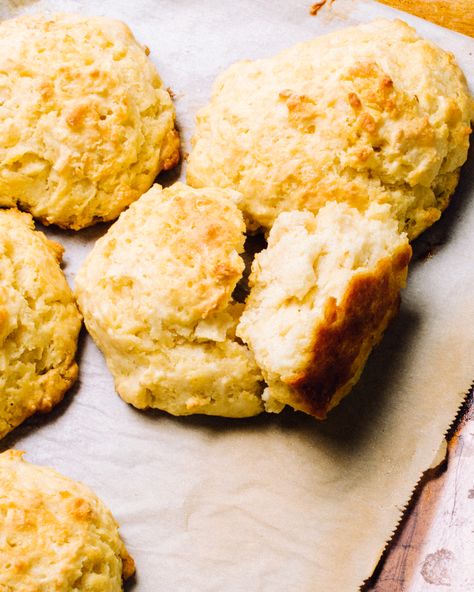 Discard Drop Biscuits, Buttermilk Sourdough, Drop Biscuit Recipe, Buttermilk Drop Biscuits, Easy Drop Biscuits, Drop Biscuits Recipe, Modern Honey, Best Homemade Pizza, Drop Biscuits