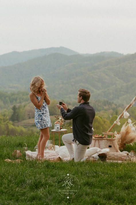 Marry Me Proposal Photo | The Ridge Asheville. Hi! I'm Kirsten! I am a Wedding and Elopement photographer based out of Asheville, NC that is ready to travel anywhere to capture your love story. The perfect location for your mountain proposal! Find my favorite proposal photo to capture with these outdoor mountain proposal ideas, the Ridge Asheville mountain top, and boho mountain photos. Book me to capture this special moment at kirstenalexandriaphotography.com Engagement Moment Photos, Travel Proposal Ideas, Proposal Must Haves, Purpose Ideas Engagement, Ranch Proposal Ideas, Outdoor Engagement Ideas, Proposal Locations Ideas, Proposal Ideas Forest, Pretty Proposals