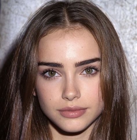 Face Generator, Small Forehead, Beige Hair, Face Swaps, Nose Job, Auburn Hair, Lily Collins, Natalie Portman, Belleza Natural