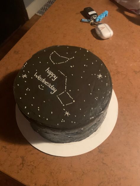 Moon Cake Aesthetic, Constellation Cake, Candy Birthday Cakes, Astrology Birthday, Korean Cake, 30 Birthday Cake, Mini Tortillas, 18th Birthday Cake, Fashion Cakes