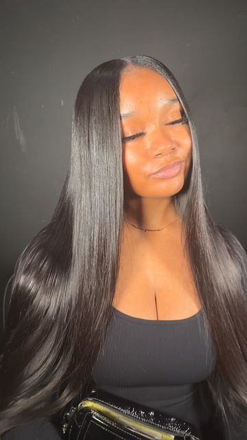 ATL HAIRSTYLIST💕 on Instagram: "I know I been slacking on my content, I got so much content for yall 😩😭😍 but let’s start off with this Bone straight BUSSSDOWNNN. I still got openings for the rest of December 🎉 link in bio. . #Atlantahairstylist #atlhair #atlhairstylist #atlmua #atlprontos #Gsuhairstylist #Clarkatlantahairstylist #spellmanhairstylist #wigs#atlantafrontals" Bone Straight Sew In, Sew In Middle Part Straight, Bone Straight Side Part, 26 Inch Wig Straight, Middle Part Bone Straight, Straight Middle Part Wig, Bone Straight Wig, Straight Sew In, Straight Middle Part