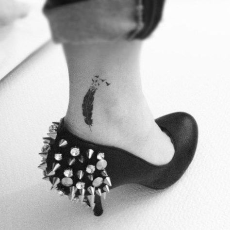 11 Subtle Tattoos For People Who Aren't Quite Sure If They're Ready To Commit Ankle Tattoo For Girl, Feather With Birds Tattoo, Cute Small Tattoos, Cool Small Tattoos, Tattoo Designs For Girls, Feather Tattoo, Subtle Tattoos, Small Tattoo Designs, Feather Tattoos