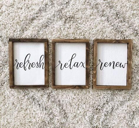 Spa Massage Room, Farmhouse Bathroom Signs, Massage Room Ideas, Fixer Upper Bathroom, Massage Room Decor, Bathroom Diy Ideas, Decor Spa, Spa Room Decor, Esthetics Room