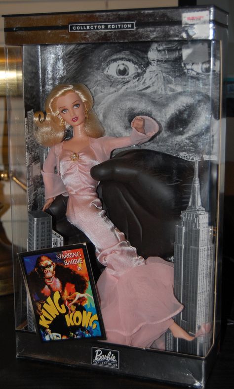 King Kong Barbie, 2002 | Becky Cochrane | Flickr Barbie Movie Dolls, Weird Barbie, Old Barbie Dolls, Celebrity Barbie Dolls, 2000s Barbie, Barbie Collector Dolls, Barbie Vintage, Dream Doll, Beautiful Barbie Dolls