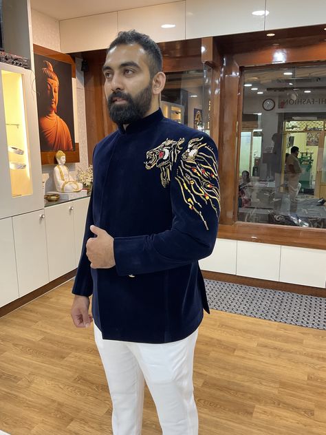 Jodhpuri Hand Work Design, Designer Wedding Suits For Men, Lehenga Color Combinations, Cream Pant, Indian Wedding Suits Men, Sherwani For Groom, Men Sherwani, Mens Indian Wear, Kalamkari Dresses