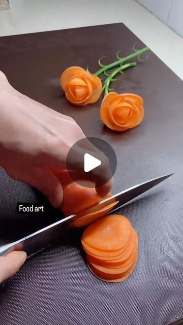 Vegetable Design Art, Catering Salads Ideas, Salat Decoration, Salad Ideas Decoration, Fruit Garnish Ideas, Salad Decoration Ideas Vegetables, Salad Decoration Ideas Creative, Vegetable Carving Ideas Creative, Carrots Decoration