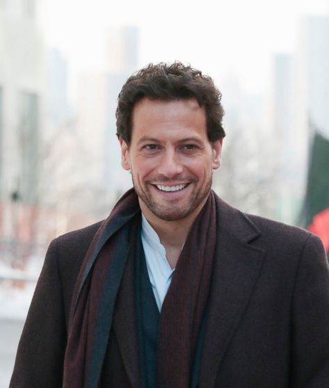 Ioan Gruffudd, Person Of Interest, Real Life, Human, Fictional Characters