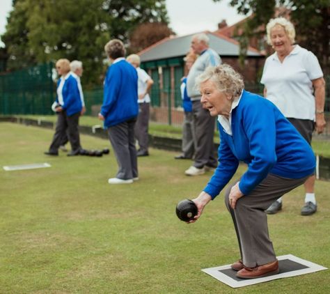 21 Fun Ways for Older Adults to Keep Active – All Seniors Care Older Adults Activities, Games For Senior Citizens, Yoga Breathing Techniques, Laughter Yoga, Activity Director, Group Fitness Classes, Woodworking Classes, Fb Ads, Senior Care