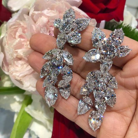 Does It Get Better, Expensive Earrings, Harry Winston Jewelry, Harry Winston Diamond, Cluster Chandelier, Diamond Chandelier Earrings, Diamond Chandelier, Expensive Jewelry Luxury, Platinum Earrings