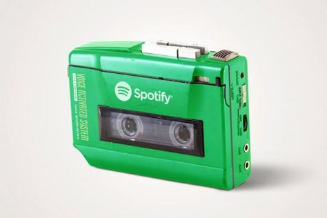 Yanko Design | Modern Industrial Design News 1980s Nostalgia, Green Y2k, Green Icons, Desain Quilling, Tech Branding, Internet Technology, Online Apps, Tape Recorder, Cassette Player