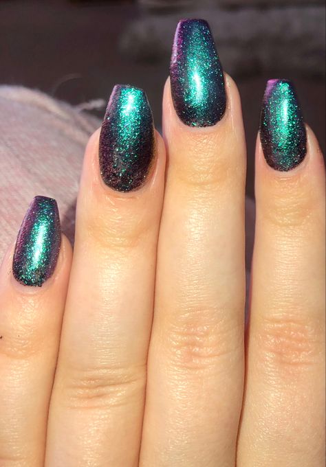 Blue Green Sparkle Nails, Purple And Green Glitter Nails, Blue Green Prom Nails, Teal Nails With Glitter, Sparkly Nails Acrylic, Black Sparkle Nails, Halo Nails, Dark Purple Nails, Purple Glitter Nails