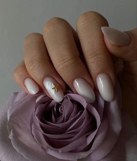 Milky white nails with starfish charm Nails With Starfish, Starfish Nails, Milky White Nails, Milky Nails, Beach Design, Milky White, White Nails, Starfish, Nail Designs