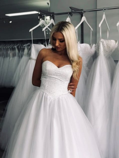 Strapless Bride Dress, Deb Dresses Australia Simple, Deb Dresses Debutante, Debutante Dresses White Ball Gowns, Debutante Dresses, Deb Dresses, Big Skirts, Debutante Ball, Beautiful White Dresses