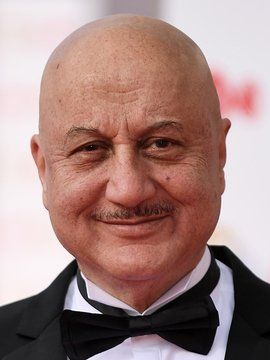 Anupam Kher is an Indian stage, film and television actor and producer who has appeared in nearly 400 films and 100 plays. Kirron Kher, Old Man Portrait, Anupam Kher, Silver Linings Playbook, National Film Awards, New Tv Series, New Amsterdam, Economic Times, Hindi Language