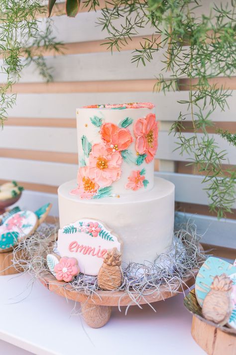 Modern Moana 5th birthday party | Wedding & Party Ideas | 100 Layer Cake Modern Moana, Moana Party Decorations, Moana Birthday Party Theme, Moana Birthday Cake, Moana Themed Party, 5th Birthday Party, Moana Birthday Party, Moana Party, Moana Birthday