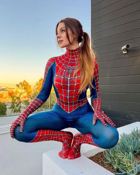 taya on Instagram: “happiest in a spidey suit ❤️ back to my roots today :)” Spider Suit, Supergirl Cosplay, Spiderman Costume, Spiderman Cosplay, Spider Girl, Marvel Cosplay, Male Cosplay, Spider Woman, Cute Cosplay