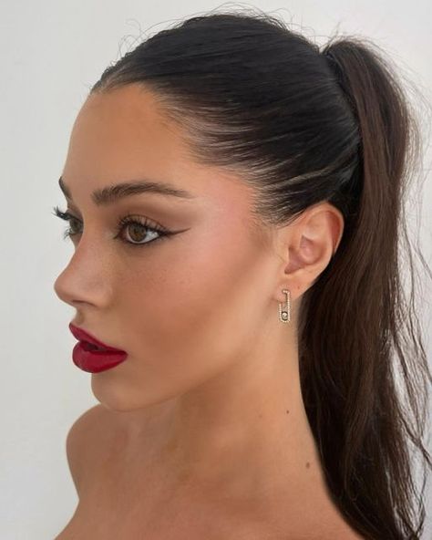 Jourdan Sloane, Brown Lips, Sultry Makeup, Red Lipstick Makeup, Beyond Grateful, Event Makeup, Pinterest Makeup, Glam Makeup Look, Red And Brown