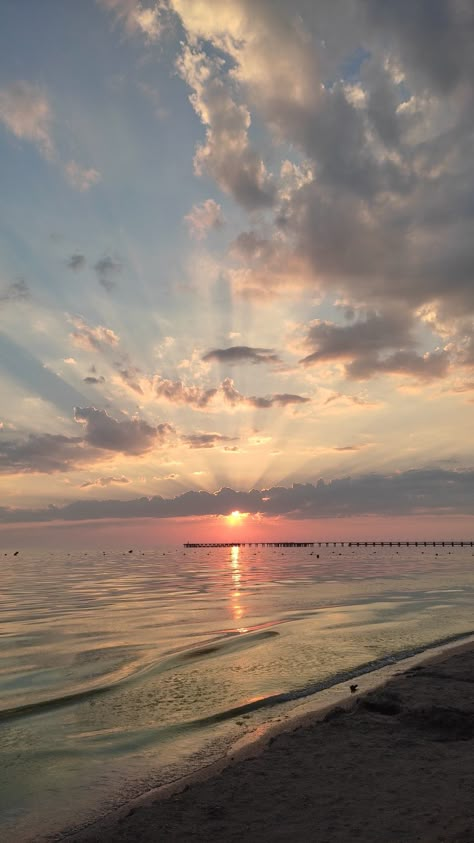 Wallpaper Deniz, Aesthetic Sunset Wallpaper, Really Cool Wallpapers, Beach Sunset Wallpaper, Iconic Wallpaper, Sunflower Wallpaper, Aesthetic Sunset, Ocean Vibes, Sunset Wallpaper