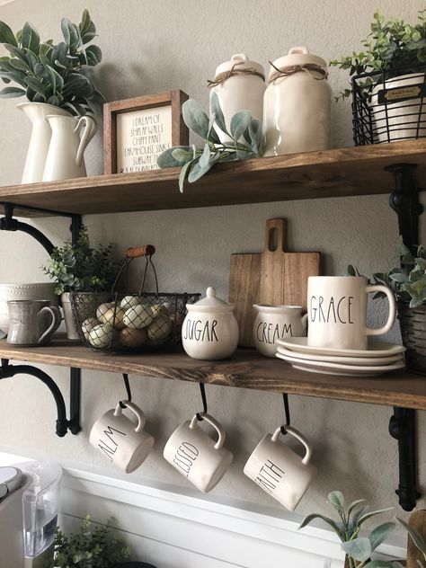 Shelves Above Stove Kitchen, Kitchen Shelf Inspiration, Kitchen Shelves Ideas, Kitchen Shelf Decor, Desain Pantry, Coffee Bar Home, Farm Kitchen, Kitchen Shelf, Farmhouse Dining