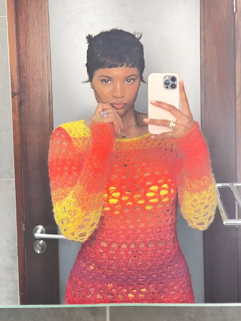 Renell Medrano, Finger Waves Short Hair, Funky Short Hair, Short Hair Images, Short Sassy Hair, Hair Life, Short Natural Hair Styles, Cut My Hair, Short Hair Styles Pixie