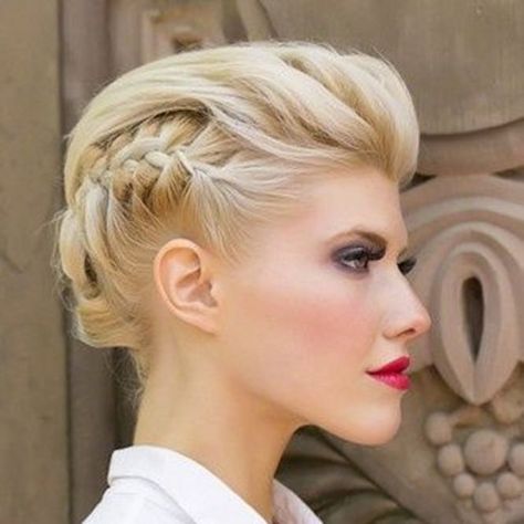 Get inspire with these stunning hairdo's to greet 2016 in style Beautiful Updos, Short Hairstyles 2015, Short Braids, Medium Hairstyles, Short Wedding Hair, Penteado Cabelo Curto, Updo Hairstyles, Short Hair Updo, Braided Updo