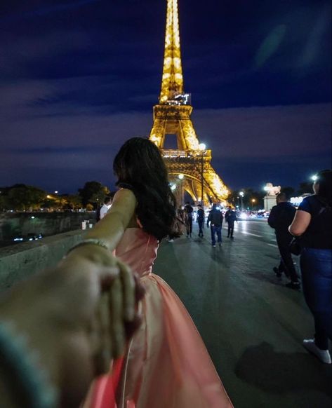 At Night, Eiffel Tower, Tower, Walking, Paris, Tumblr, Pink